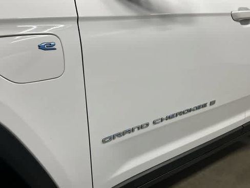Used 2024 Jeep Grand Cherokee Limited 4xe AWD/4WD image 31