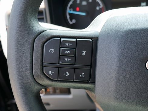 New 2025 Ford F250 XL w/ XL Chrome Package image 15