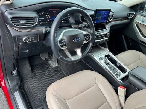 Used 2022 Ford Explorer Limited w/ Equipment Group 301A image 15