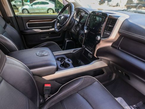Used 2023 RAM 2500 Laramie AWD/4WD image 33