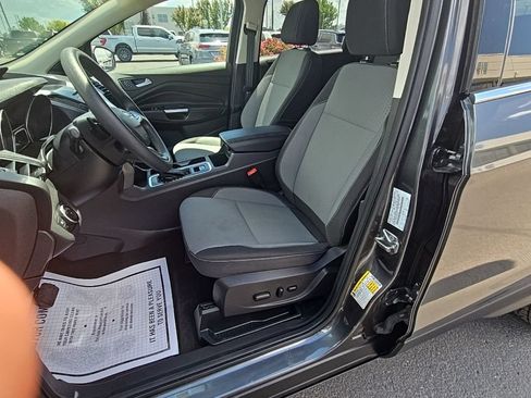 Used 2017 Ford Escape SE AWD/4WD image 15
