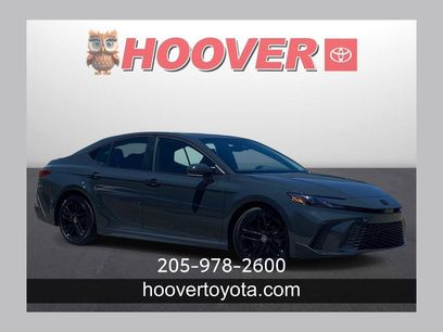 Used 2025 Toyota Camry SE w/ Multimedia Upgrade Package