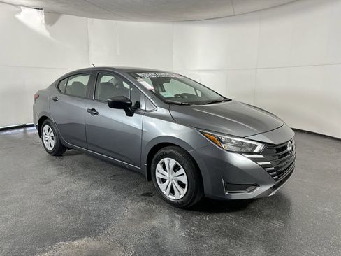 Certified 2025 Nissan Versa S w/ Trunk Package image 2