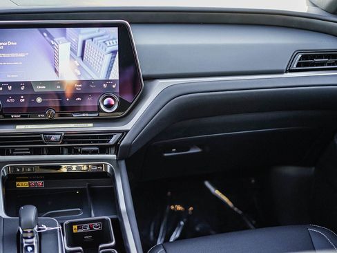 New 2026 Lexus TX 350 AWD image 13