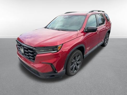 Certified 2025 Honda Pilot Sport image 1