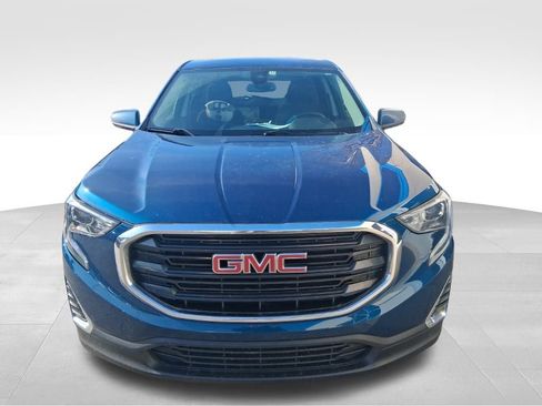 Used 2020 GMC Terrain SLE w/ LPO, Floor Liner Package image 2