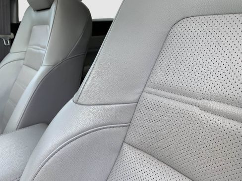 Used 2020 Honda CR-V EX-L image 31