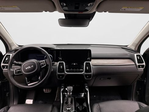 Used 2023 Kia Sorento SX Prestige AWD/4WD image 15