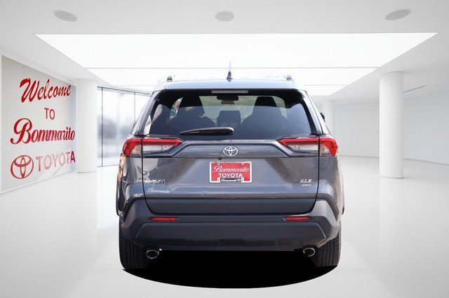 Used 2025 Toyota RAV4 XLE w/ Weather Package AWD/4WD image 6