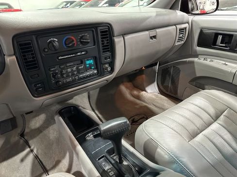 Used 1996 Chevrolet Impala SS image 16