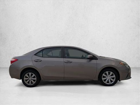 Used 2014 Toyota Corolla LE image 4