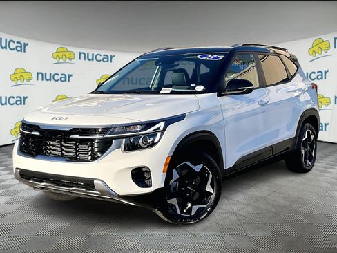 Used 2025 Kia Seltos S image 3