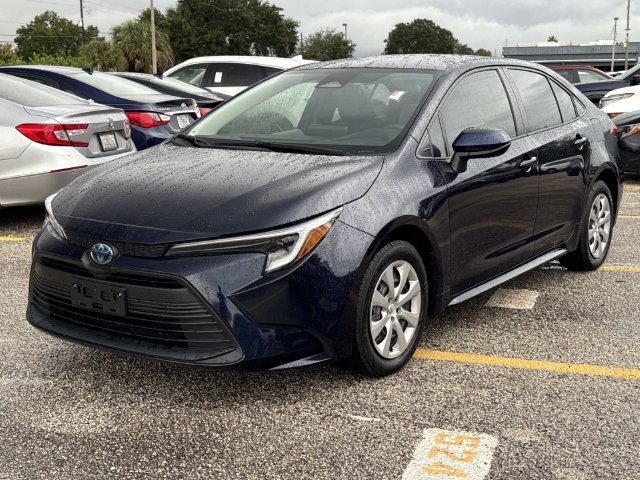 Used 2024 Toyota Corolla LE FWD image 7