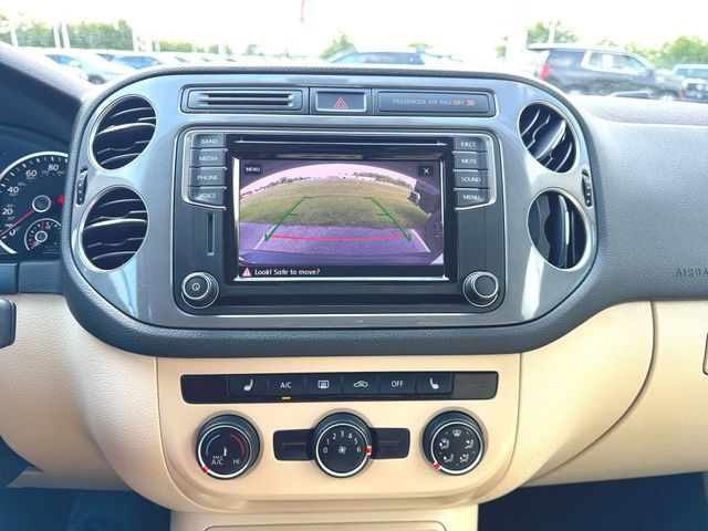 Used 2017 Volkswagen Tiguan S FWD image 14