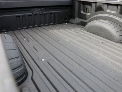 New 2026 Ford F250 Lariat w/ Black Appearance Package image 9