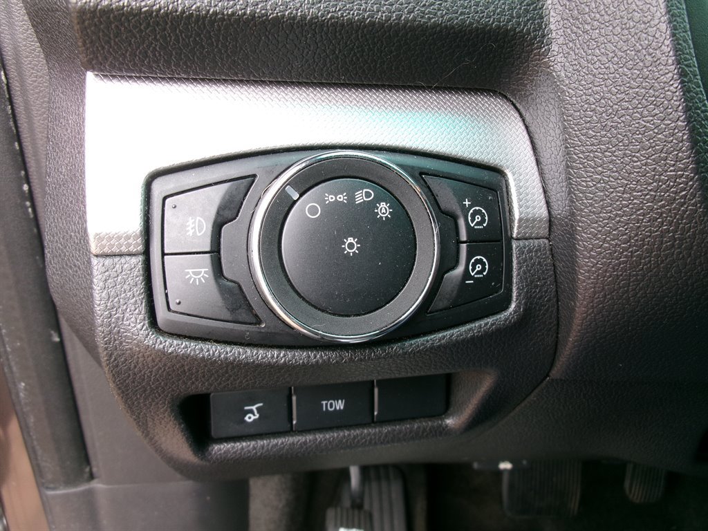 Used 2011 Ford Explorer XLT w/ 202A Rapid Spec Order Code FWD image 46