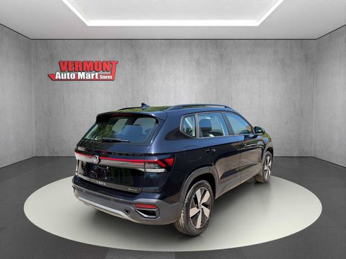 Used 2025 Volkswagen Taos S AWD/4WD image 8