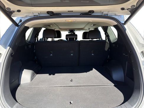 Used 2023 Hyundai Santa Fe SEL Premium image 14