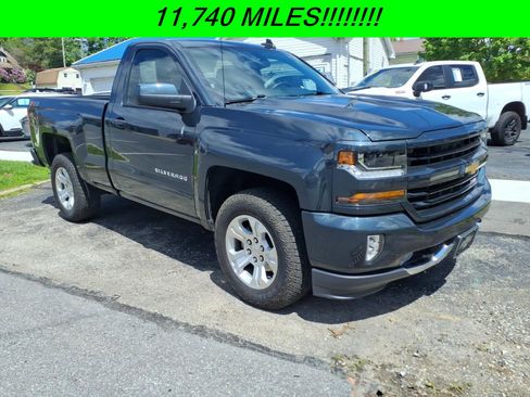 Used 2018 Chevrolet Silverado 1500 LT w/ LT Convenience Package AWD/4WD image 1