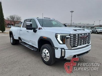 New 2026 GMC Sierra 3500 Denali w/ Denali Reserve Package