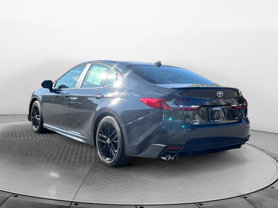 Used 2026 Toyota Camry SE w/ Multimedia Upgrade Package FWD image 5