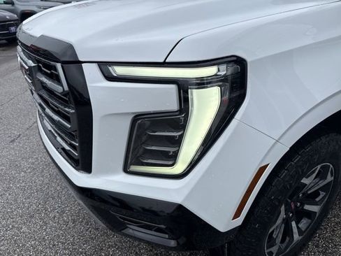 New 2026 GMC Yukon AT4 w/ AT4 Premium Package AWD/4WD image 13