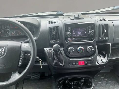 Used 2021 RAM ProMaster 1500 w/ Convenience Group FWD image 9