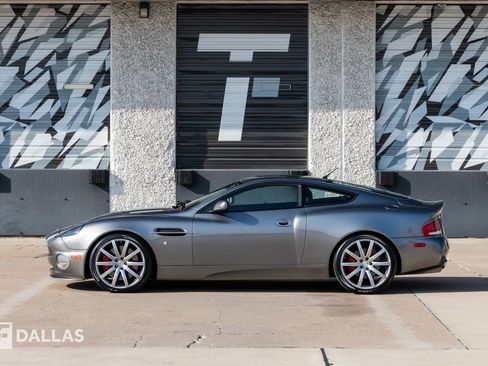 Used 2005 Aston Martin Vanquish S image 7