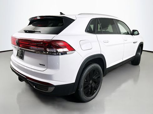 New 2026 Volkswagen Atlas Cross Sport SE image 7