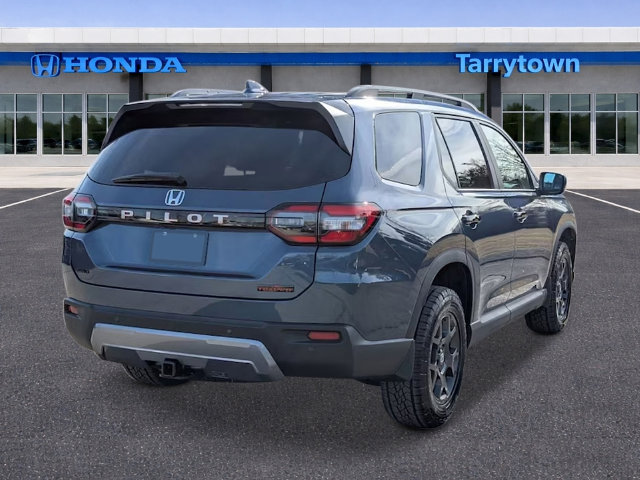 New 2026 Honda Pilot TrailSport image 5