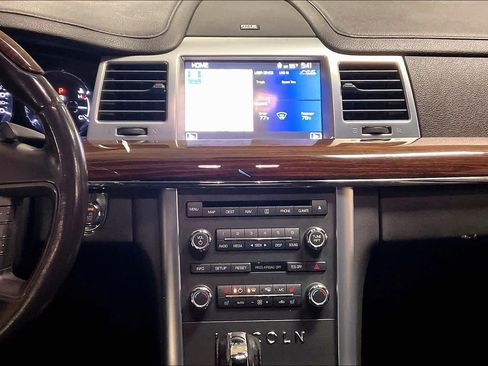 Used 2012 Lincoln MKS image 6