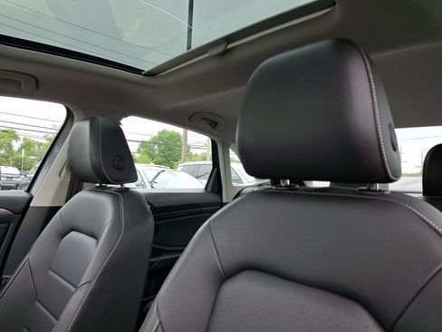 Used 2024 Volkswagen Jetta SE FWD image 21