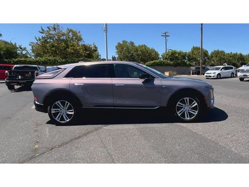 Certified 2024 Cadillac Lyriq Tech w/ Driver Assist Package RWD image 13