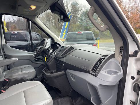 Used 2015 Ford Transit 250 148 Medium Roof image 22