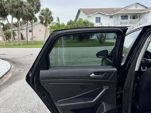 Used 2019 Volkswagen Jetta R-Line image 12