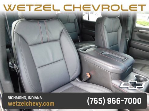 Certified 2022 Chevrolet Suburban RST w/ Luxury Package AWD/4WD image 22