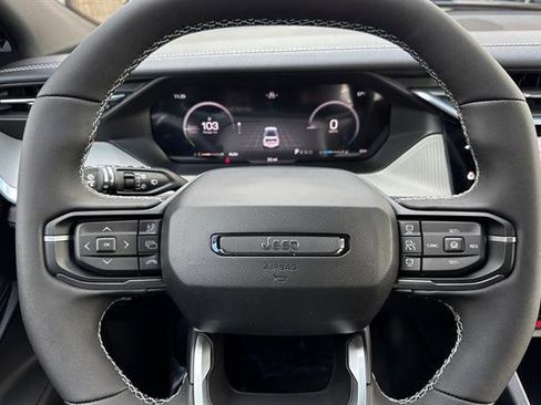 New 2026 Jeep Cherokee Limited image 19