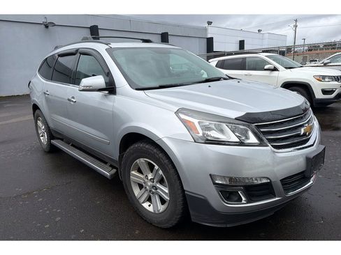 Used 2014 Chevrolet Traverse LT w/ LPO, 'HIT The Road' Package image 2