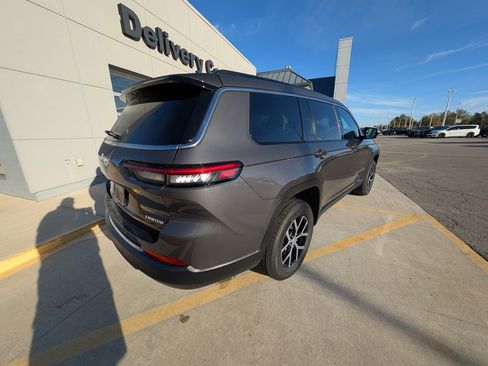 New 2025 Jeep Grand Cherokee L Limited image 5