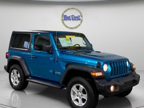 Used 2020 Jeep Wrangler Sport AWD/4WD image 7