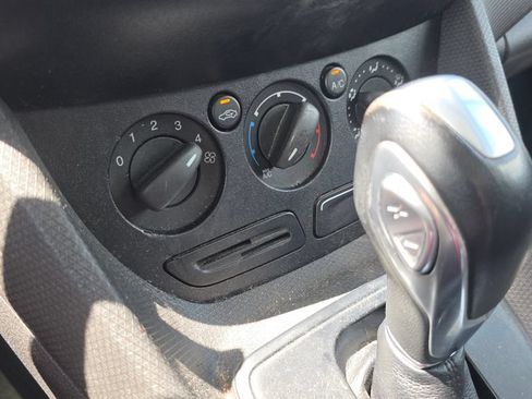 Used 2017 Ford Transit Connect XL FWD image 18