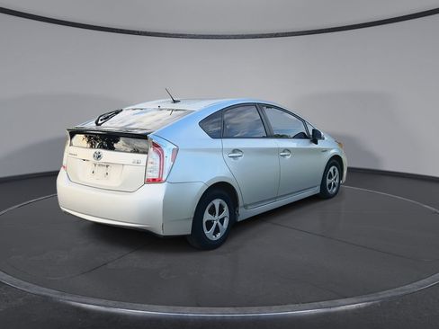 Used 2012 Toyota Prius Four FWD image 8