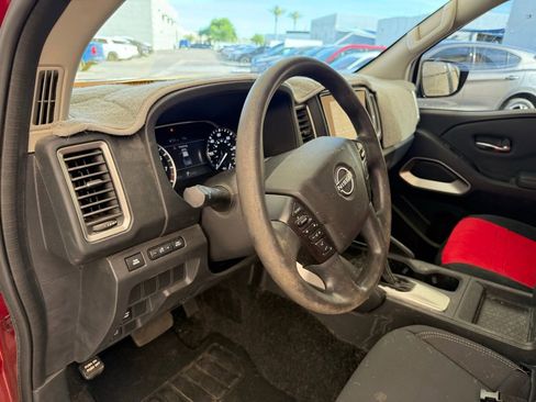 Used 2022 Nissan Frontier SV RWD image 15
