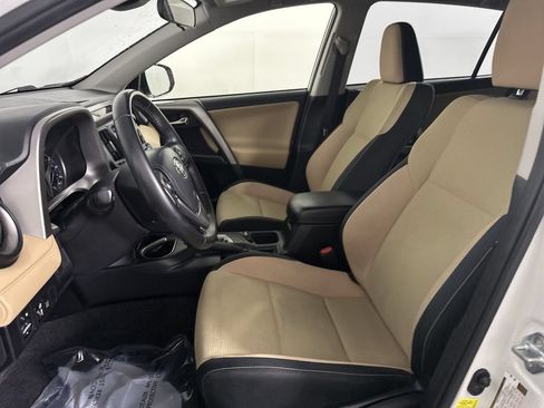 Used 2018 Toyota RAV4 XLE w/ Plus Extra Value Package AWD/4WD image 6