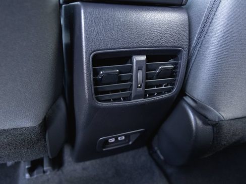Certified 2026 Toyota Corolla Cross LE FWD image 28