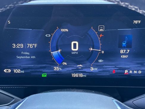 Used 2024 Chevrolet Blazer EV LT AWD/4WD image 36