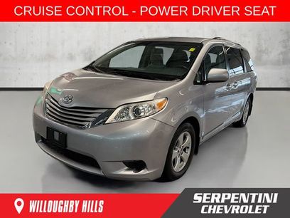 Used 2017 Toyota Sienna LE