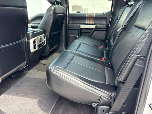 Used 2020 Ford F150 Lariat w/ Equipment Group 502A Luxury AWD/4WD image 12