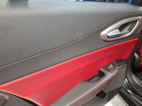 Used 2018 Alfa Romeo Giulia Ti AWD w/ TI 19 SPORT PACKAGE w/ Quick Order Package 22S Sport image 19
