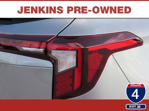 Used 2024 Kia Seltos S FWD image 12